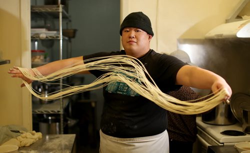 TREVOR HAGAN / WINNIPEG FREE PRESS Restaurant Review - Dancing Noodle. Chef Xiaofei Zuo makes noodles by hand and to order, Saturday, March 12, 2016. - FOR BART KIVES REVIEW