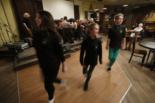 JOHN WOODS / WINNIPEG FREE PRESS Celtic musicians and dancers practice at Shannon's Irish Pub on Carlton Monday, March 13, 2016. Re: Sanderson