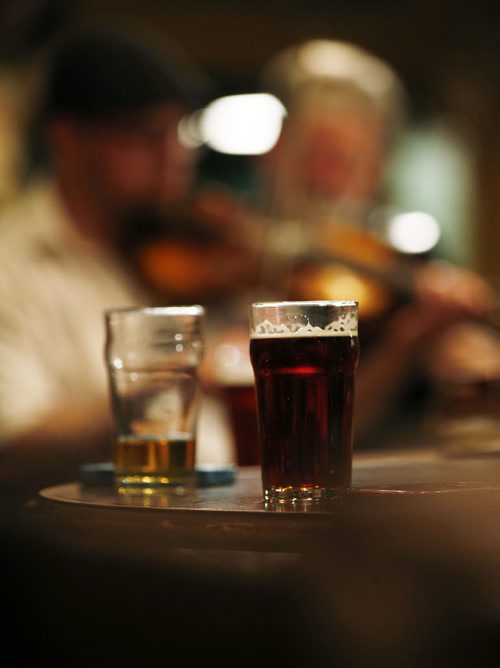 JOHN WOODS / WINNIPEG FREE PRESS Musician Dale Brown and other celtic musicians and dancers practice at Shannon's Irish Pub on Carlton Monday, March 13, 2016. Re: Sanderson