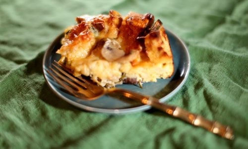 TREVOR HAGAN / WINNIPEG FREE PRESS Recipe Swap. Mushroom and Gruyere Strata, Thursday, March 17, 2016.