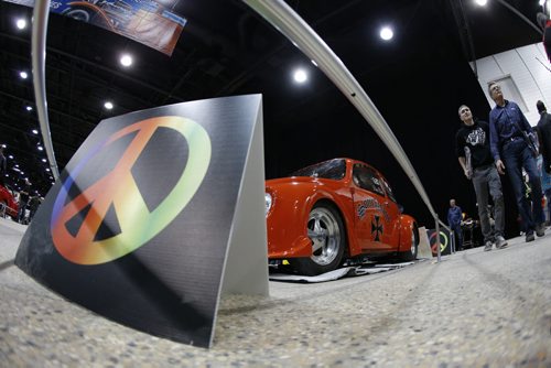 JOHN WOODS / WINNIPEG FREE PRESS People check out the cars at the World of Wheels  in Winnipeg Saturday, March 19, 2016.