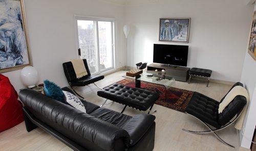 BORIS MINKEVICH / WINNIPEG FREE PRESS 160 Niakwa Road condo for sale. Living area. Photo taken March 21th, 2016