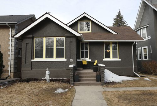 WAYNE GLOWACKI / WINNIPEG FREE PRESS   Homes. 181 Ash Street in River Heights. The realtor is Dave Kramer. Todd Lewys story. March 29 2016