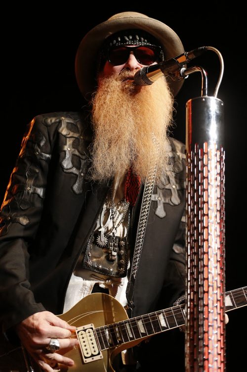 JOHN WOODS / WINNIPEG FREE PRESS ZZ Top performs in Winnipeg Tuesday, March 29, 2016.