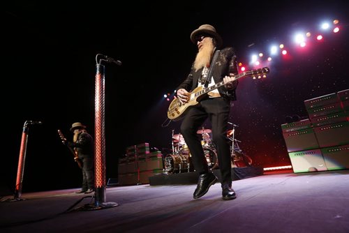 JOHN WOODS / WINNIPEG FREE PRESS ZZ Top performs in Winnipeg Tuesday, March 29, 2016.