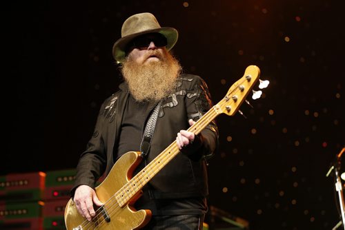 JOHN WOODS / WINNIPEG FREE PRESS ZZ Top performs in Winnipeg Tuesday, March 29, 2016.