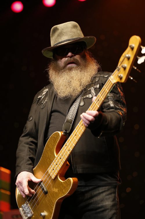 JOHN WOODS / WINNIPEG FREE PRESS ZZ Top performs in Winnipeg Tuesday, March 29, 2016.