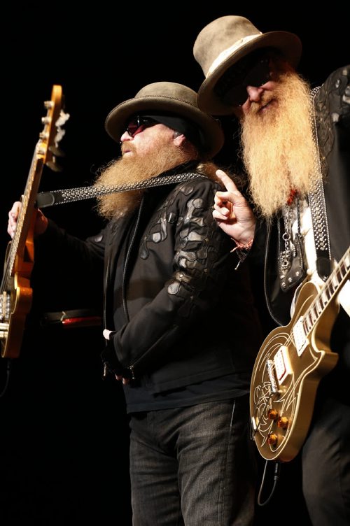 JOHN WOODS / WINNIPEG FREE PRESS ZZ Top performs in Winnipeg Tuesday, March 29, 2016.