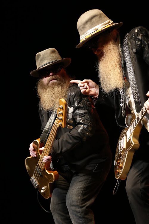 JOHN WOODS / WINNIPEG FREE PRESS ZZ Top performs in Winnipeg Tuesday, March 29, 2016.