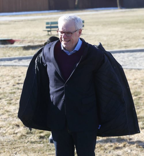 WAYNE GLOWACKI / WINNIPEG FREE PRESS    Premier Greg Selinger takes off his coat before walking up to the podium to announce support for parents at a NDP campaign event held at Siddall Werrell Park Thursday morning.    Nick Martin   March 31 2016