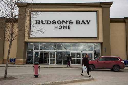 MIKE DEAL / WINNIPEG FREE PRESS Former Home Outfitters store at 1585 Kenaston Blvd has been converted into a new Hudsons Bay Home store. 160331 - Thursday, March 31, 2016