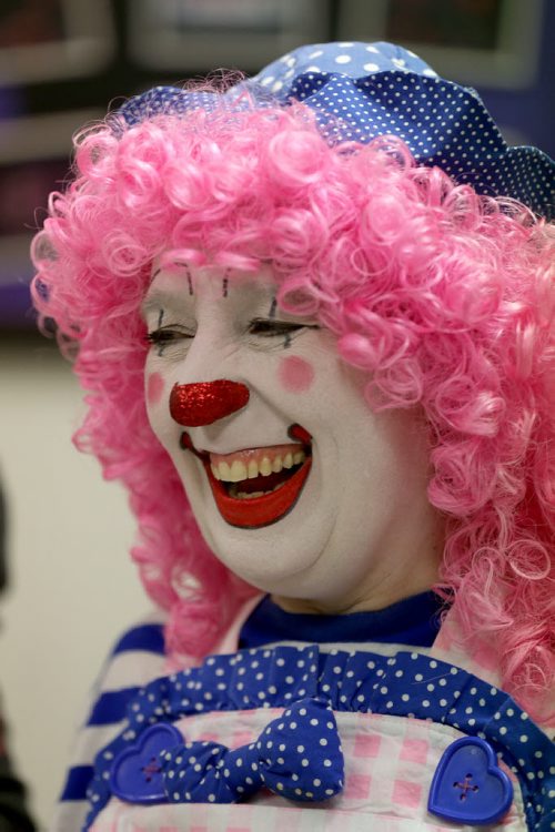 TREVOR HAGAN / WINNIPEG FREE PRESS Puff the Clown, during a rehearsal at Crescentwood Community Centre, Thursday, March 31, 2016. She and other members of the World Clown Association are having a show on April 23rd. 49.8 article for Dave Sanderson.