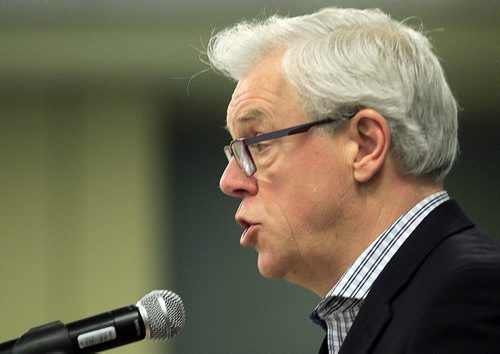 PHIL HOSSACK / WINNIPEG FREE PRESS Greg Selinger speaking to the Manitoba Trucking Association Friday at the convention centre. See story.  APRIL 8, 2016