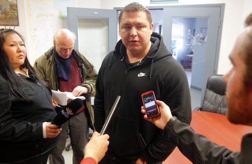 BORIS MINKEVICH / WINNIPEG FREE PRESS DAKOTA TIPI FIRST NATION, MB - Tribal councillor Daniel Pashe talks to media inside the band office. April 8, 2016