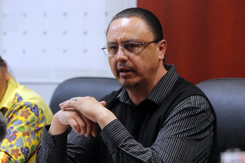 BORIS MINKEVICH / WINNIPEG FREE PRESS DAKOTA TIPI FIRST NATION, MB -Dakota Councillor Karl Stone talks to media inside the band office. April 8, 2016