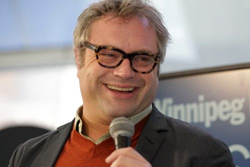 RUTH BONNEVILLE / WINNIPEG FREE PRESS  Steven Page (Barenaked Ladies) is interviewed at The Free Press Cafe by Geoff Kirbyson Friday afternoon.    April 08, 2016