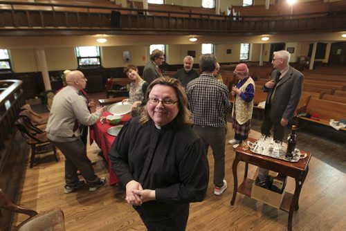 RUTH BONNEVILLE / WINNIPEG FREE PRESS  Story: Local clergy put on stage production of BBC comedy The Vicar of Dibley Subjects: Rev. Lenise Francis, star of Vicar of Dibley *centre, glasses) and other cast members rehearse at Crescent Fort Rouge United Church Saturday.     See Brenda Suderman Story.   April 16, 2016