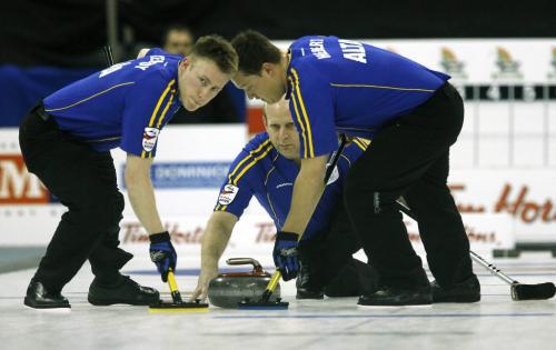 John Woods / Winnipeg Free Press / March 14/08- 080314  - Alberta's Kevin Martin keeps a close eye on his shot against Saskatchewan's Pat Simmons in a playoff game at the 2008 Tim Hortons Brier in Winnipeg Friday March 14, 2008.