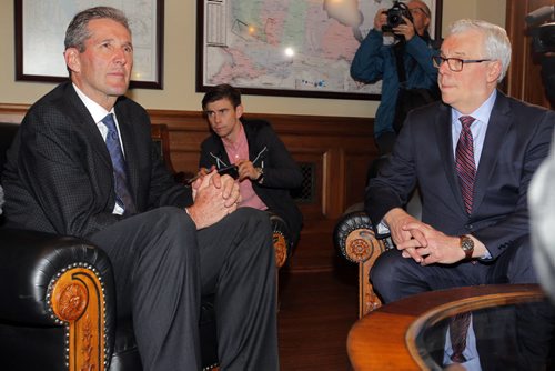 BORIS MINKEVICH / WINNIPEG FREE PRESS Brian Pallister and Greg Selinger meet in the Premiers office. April 20, 2016