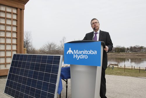 BAILEY HILDEBRAND/WINNIPEG FREE PRESS   Kelvin Shepherd, Manitoba Hydro president and CEO, announced a new solar energy program, which offers incentives and financial support to customers who use solar power to create their own electricity, at the Manitoba Canoe and Kayak Centre on Churchill Drive Friday, April 22, 2016.