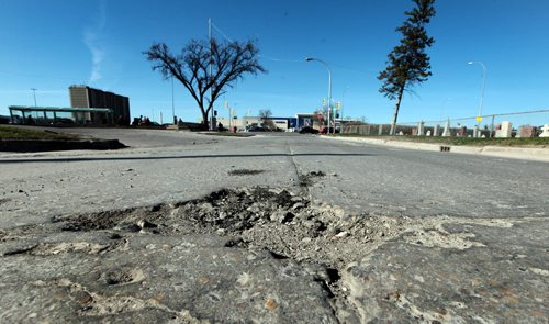 PHIL HOSSACK / WINNIPEG FREE PRESS A one block section of Tylehurst St. will be rebuilt by the city this summer between Portage ave and Wolesley Ave. See story. April 29, 2016