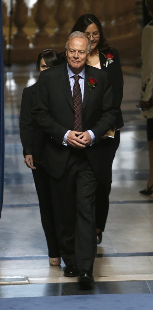 WAYNE GLOWACKI / WINNIPEG FREE PRESS      Jon Gerrard leads the Manitoba Liberal party into the Manitoba Legislature Monday for the reading of the Throne Speech. ¤Nick Martin / Kristin Annable  stories May 16  2016