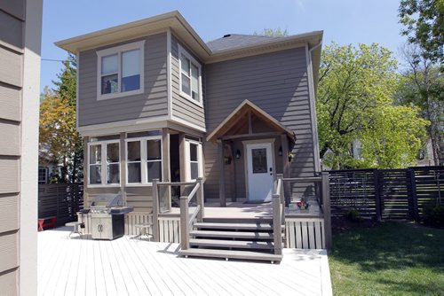 BORIS MINKEVICH / WINNIPEG FREE PRESS 37 Lawndale Avenue in the Norwood Flats. View of back of house. May 17, 2016.