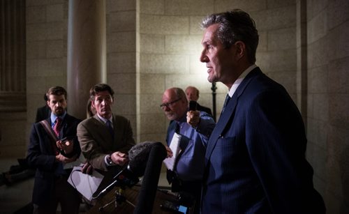 MIKE DEAL / WINNIPEG FREE PRESS Premier Brian Pallister talks to the media after Question Period. 160518 - Wednesday, May 18, 2016