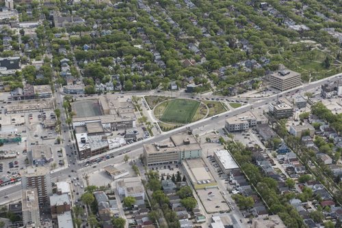 DAVID LIPNOWSKI / WINNIPEG FREE PRESS  Gordon Bell Green Space  Aerial photography over Winnipeg May 18, 2016 shot from STARS helicopter.