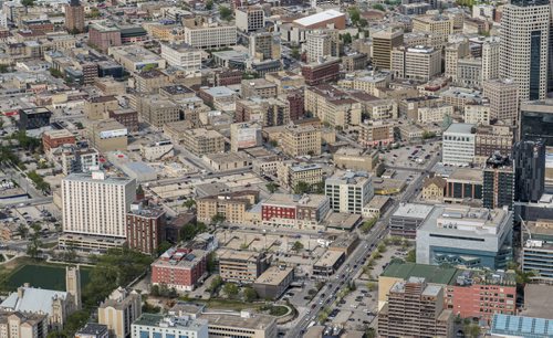DAVID LIPNOWSKI / WINNIPEG FREE PRESS  Downtown Winnipeg and Exchange District Aerial photography over Winnipeg May 18, 2016 shot from STARS helicopter.