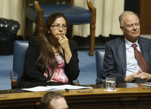 WAYNE GLOWACKI / WINNIPEG FREE PRESS Judy Klassen, Liberal MLA for Kewatinook beside fellow Liberal Jon Gerrard during question period Thursday in the Manitoba Legislature. Nick Martin story May 19 2016