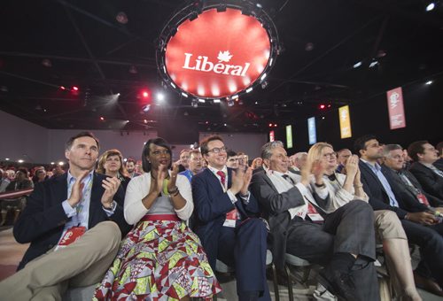 DAVID LIPNOWSKI / WINNIPEG FREE PRESS  The audience applauds during the opening of the 2016 Liberal Biennial Convention at RBC Convention Centre Thursday May 25, 2016.