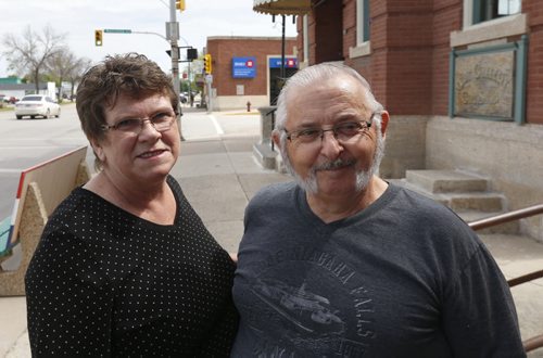 WAYNE GLOWACKI / WINNIPEG FREE PRESS     Gordon and Marie Kanne on the streets of Selkirk, Mb. Thursday are interviewed after the announcement the Headingley-based Exclusive Bus Lines is taking over the Selkirk-to-Winnipeg bus service  that Beaver Bus Lines is halting July 1. Bill Redekop story. June 9  2016