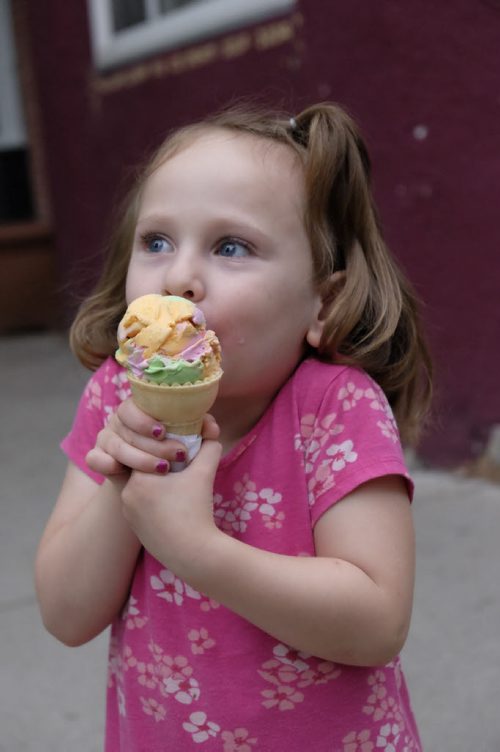 ZACHARY PRONG / WINNIPEG FREE PRESS  Hannah Robinson, 4, enjoys an ice cream cone from Cafe 1958 on June 9, 2016.