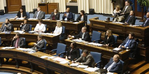 WAYNE GLOWACKI / WINNIPEG FREE PRESS    Premier Brian Pallister's empty chair front row, centre between Heather Stefanson, Minister of Justice and Attorney General and Cameron Friesen Minister of Finance during question period Monday.  Kristin Annable story    June 13  2016