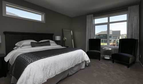 WAYNE GLOWACKI / WINNIPEG FREE PRESS    Homes.   10 Willow Landing in Pritchard Farm Southlands Village. ¤The master bedroom.  Irwin Homes rep is Andrew Koop. Todd Lewys story    June 13  2016