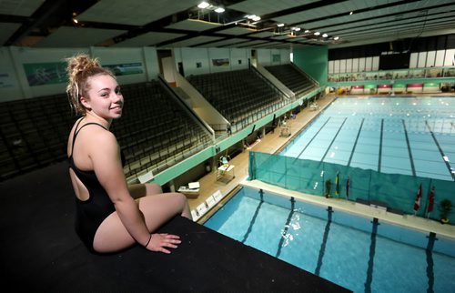 TREVOR HAGAN / WINNIPEG FREE PRESS Brooke Bouchard, 17, a diver from at Pan Am Pool, during the 2016 Manitoba Diving Provincial Championships, Saturday, June 18, 2016. For Scott Billeck story