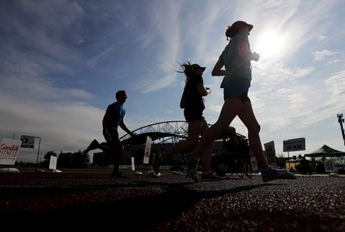TREVOR HAGAN / WINNIPEG FREE PRESS Participants in the 2016 Manitoba Marathon near the finish line at the University of Manitoba, Sunday, June 19, 2016.