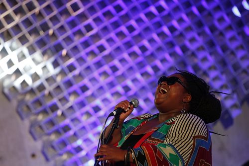 JOHN WOODS / WINNIPEG FREE PRESS Dawn Pemberton performs at the Winnipeg Jazz Festival Sunday, June 19, 2016.