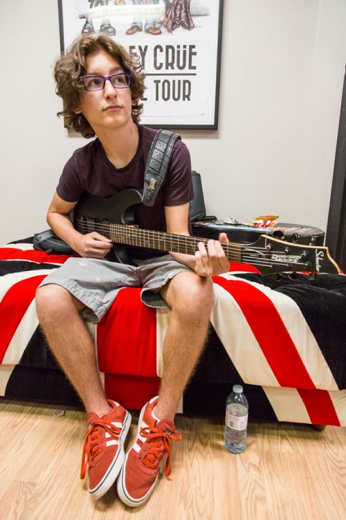 Josh Guralnick, 16, sits with his guitar during a break in practice at School of Rock. June 18th. 2016 (WINNIPEG FREE PRESS/GREG GALLINGER)