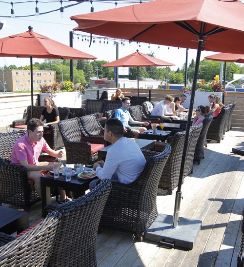 BORIS MINKEVICH / WINNIPEG FREE PRESS The Stellas at 1463 Pembina (at Clarence) has a roof top patio that is nice. Alison Gillmor review. June 28, 2016.