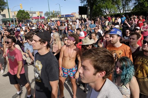 ZACHARY PRONG / WINNIPEG FREE PRESS  Crowds gathered at Osborne Village for live music, food and drinks to celebrate Canada Day. July 1, 2016.