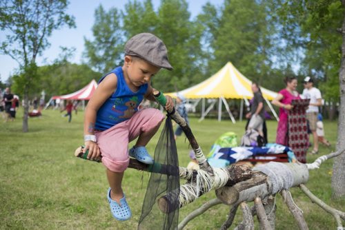 ZACHARY PRONG / WINNIPEG FREE PRESS  Oscar Mamero, 4, plays at Folkfest on July 8, 2016.