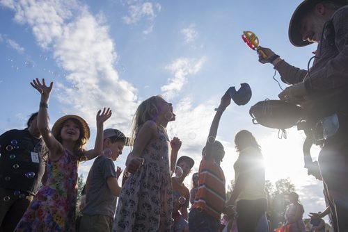 ZACHARY PRONG / WINNIPEG FREE PRESS  Children play with bubbles at Folkfest on July 8, 2016.