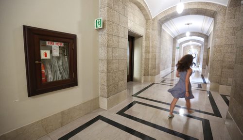 MIKE DEAL / WINNIPEG FREE PRESS  Fire hoses, extinguishers, and hand activated fire alarms can be easily found in the halls of the Manitoba Legislative Building.   160718 Monday, July 18, 2016