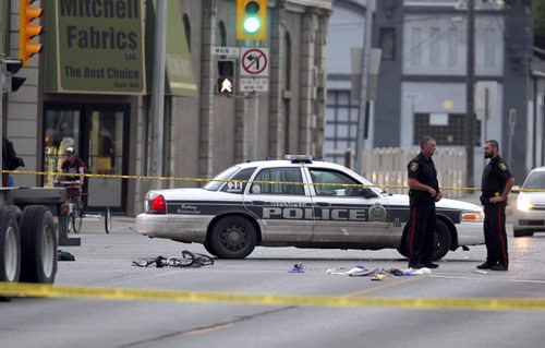 BORIS MINKEVICH / WINNIPEG FREE PRESS MVC involving a cyclist at Main and Logan. July 19, 2016