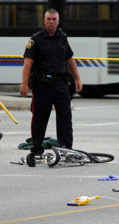 BORIS MINKEVICH / WINNIPEG FREE PRESS MVC involving a cyclist at Main and Logan. July 19, 2016