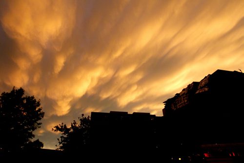 BORIS MINKEVICH / WINNIPEG FREE PRESS One side of an apartment complex called Parkway Plaza at 2000 Sinclair (near Leila) was victim to a vicious storm that passed through Winnipeg this evening. It ripped the roof off one building. July 20, 2016