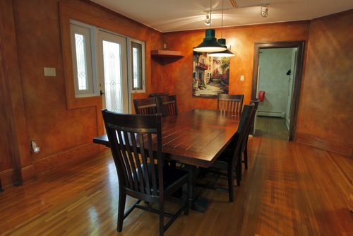 BORIS MINKEVICH / WINNIPEG FREE PRESS HOMES - 245 WATERLOO STREET - Dining room. July 26, 2016