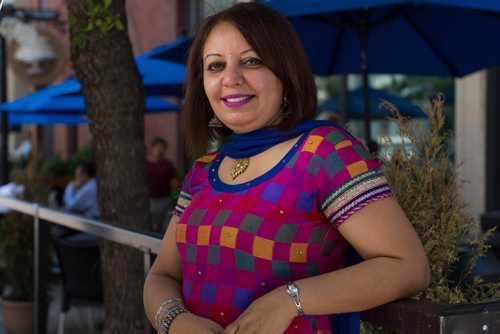 MIKE DEAL / WINNIPEG FREE PRESS Sharan Tappia is a volunteer with the Punjab Pavilion at this years Folklorama. 160726 - Tuesday, July 26, 2016